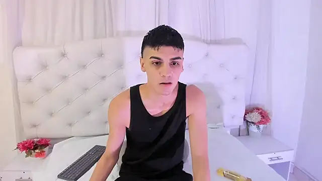 frank jhonsson online show from October 18, 2025, 12:06 pm