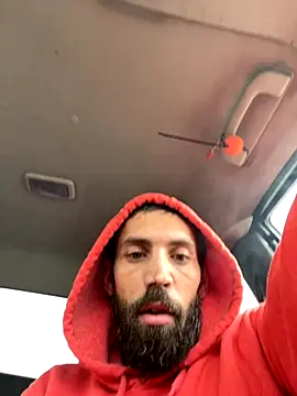 Snapshot of QueenM3 chatting on October 19, 2025, 3:34 pm QueenM3 online show from October 19, 2025, 3:34 pm