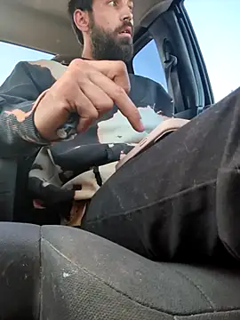 Snapshot of QueenM3 chatting on November 2, 2025, 7:38 pm QueenM3 online show from November 2, 2025, 7:38 pm