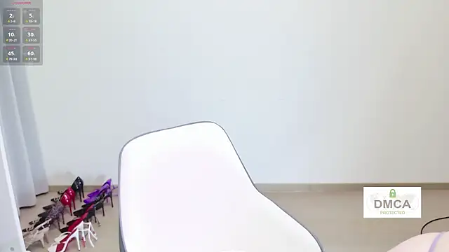 Snapshot of qq4422 chatting on January 15, 2026, 7:28 pm qq4422 online show from January 15, 2026, 7:28 pm