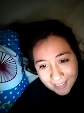 sweetie  annieee online show from October 8, 2025, 6:44 am