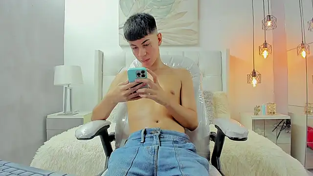 Snapshot of Johann_sex chatting on July 19, 2026, 5:38 pm Johann sex online show from July 19, 2026, 5:38 pm