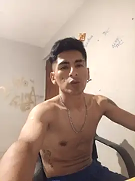 Snapshot of LeonRoots chatting on February 22, 2026, 4:35 am LeonRoots online show from February 22, 2026, 4:35 am