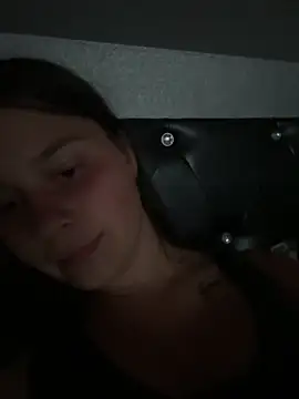 Siena Amaris online show from April 8, 2026, 10:59 am