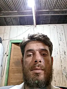 Snapshot of Gouvere chatting on July 1, 2026, 11:59 pm Gouvere online show from July 1, 2026, 11:59 pm