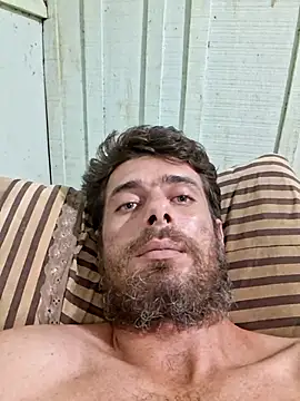 Snapshot of Gouvere chatting on July 8, 2026, 6:51 am Gouvere online show from July 8, 2026, 6:51 am