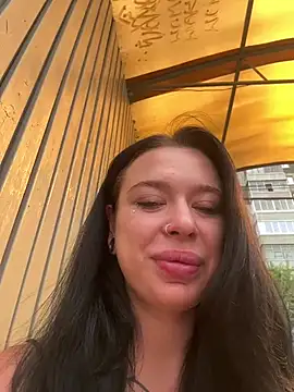 AlishaPrettyBlade online show from July 25, 2026, 1:58 am