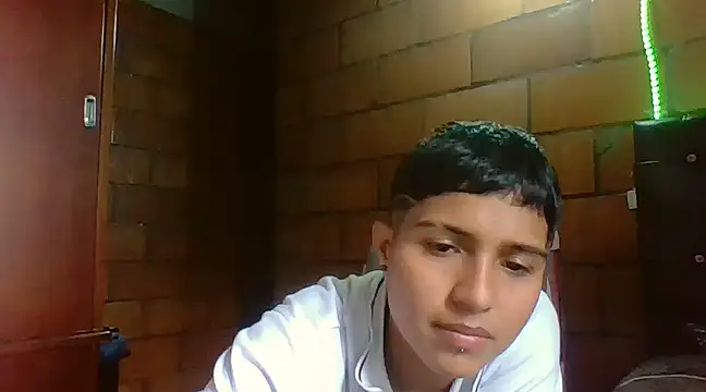 cora-gunn online show from March 12, 2025, 9:03 pm