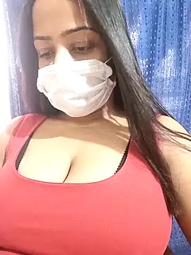 COZY ROZI online show from October 5, 2025, 11:52 am