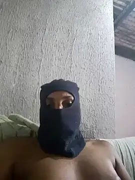 Delavia online show from November 15, 2025, 8:05 pm