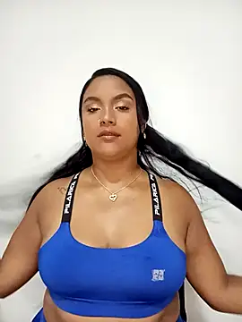 Snapshot of victoria_roussee chatting on February 18, 2025, 8:36 pm victoria roussee online show from February 18, 2025, 8:36 pm