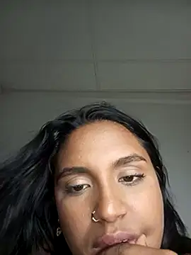 Snapshot of victoria_roussee chatting on February 19, 2025, 3:49 pm victoria roussee online show from February 19, 2025, 3:49 pm