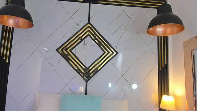 EmilyDiaaz online show from November 6, 2025, 12:28 pm