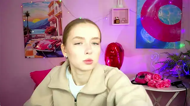 Snapshot of JenniferGraces chatting on February 26, 2025, 8:15 am JenniferGraces online show from February 26, 2025, 8:15 am