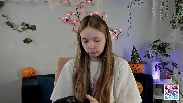 boozekirs  online show from October 31, 2025, 1:50 am