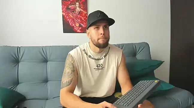 Snapshot of bastianwatson10 chatting on March 12, 2025, 4:56 pm bastianwatson10 online show from March 12, 2025, 4:56 pm