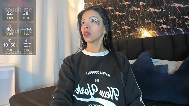 aitana garcia  online show from October 24, 2025, 12:12 pm