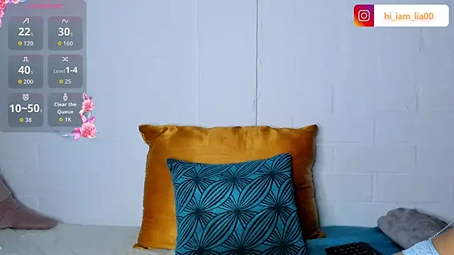 Snapshot of LiaHansson chatting on September 27, 2025, 8:14 pm LiaHansson online show from September 27, 2025, 8:14 pm