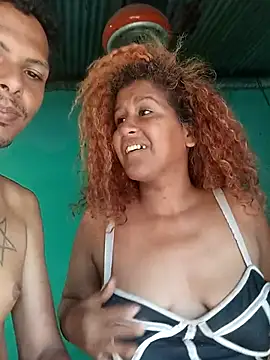 shirlihot online show from November 14, 2025, 12:37 pm