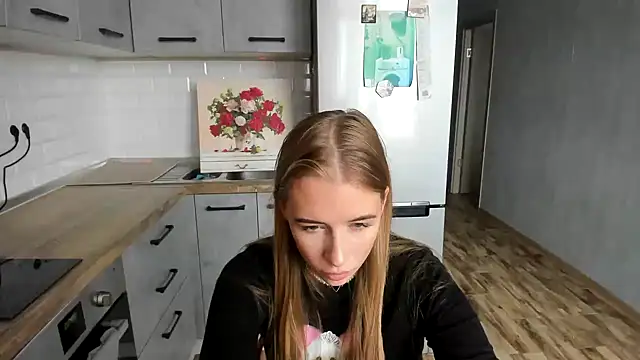 AnnNorriss online show from October 9, 2025, 9:07 am