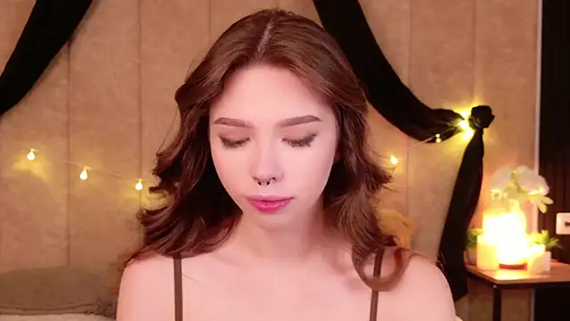 Snapshot of Sierra_Fane chatting on October 11, 2025, 5:50 am Sierra Fane online show from October 11, 2025, 5:50 am