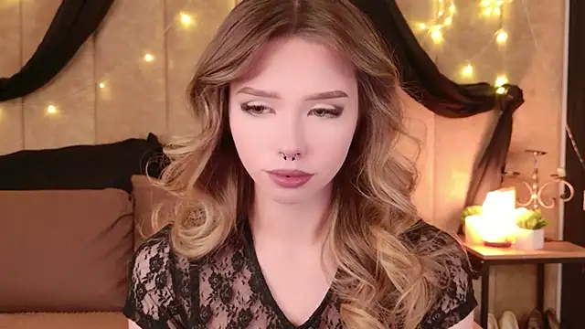 Sierra Fane online show from January 19, 2026, 10:52 am