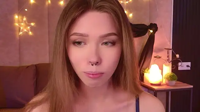 Sierra Fane online show from April 3, 2026, 12:36 pm