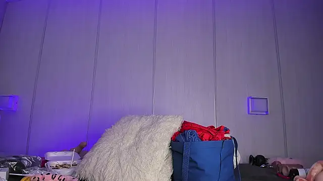 sasha riverss online show from March 14, 2026, 7:41 pm