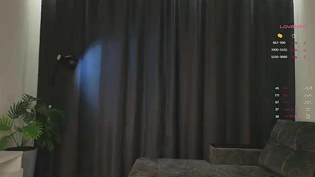 Nerdy Amy online show from October 5, 2025, 3:43 pm