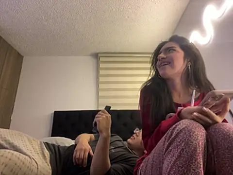 DesireLuxe online show from March 21, 2026, 8:41 am