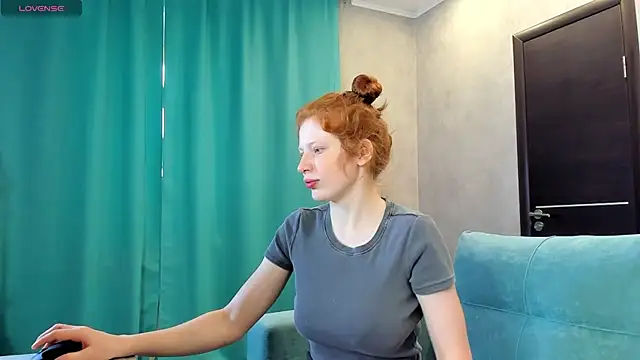 Sandra Wi1son online show from February 28, 2025, 3:59 am