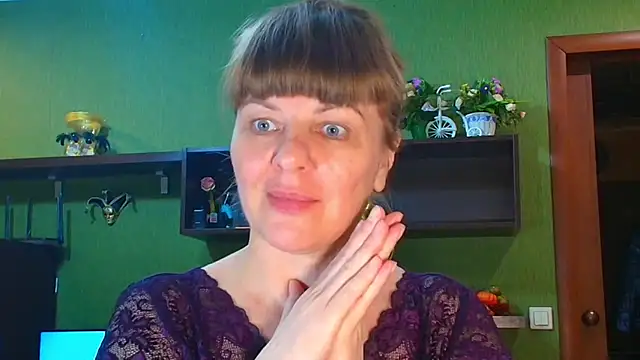 VeronikawGold online show from November 11, 2025, 4:51 pm