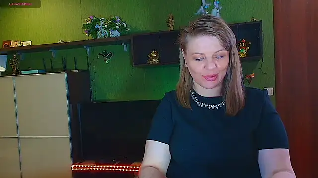 VeronikawGold online show from March 5, 2026, 2:40 am