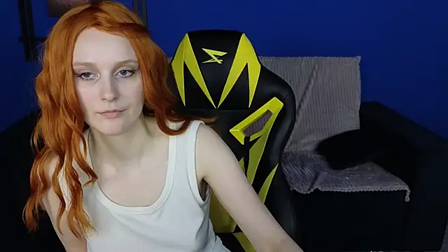 KristinMoore online show from March 2, 2025, 12:11 pm