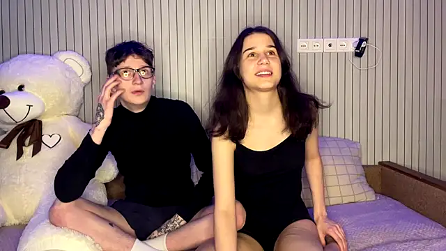 Snapshot of baby_lesi chatting on March 1, 2026, 3:03 pm baby lesi online show from March 1, 2026, 3:03 pm