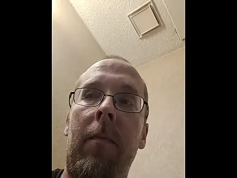 taterae online show from November 22, 2025, 11:42 am