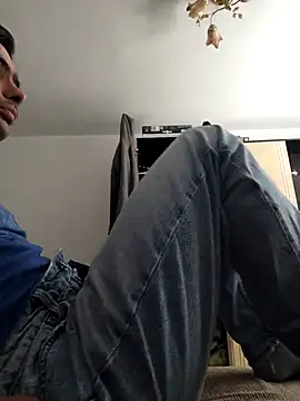 andreiiiii2025 online show from April 28, 2026, 8:30 am