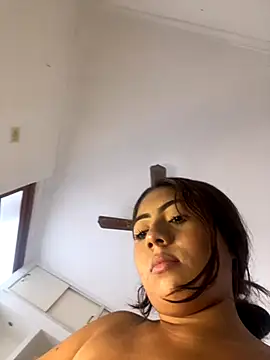 zoe mount online show from September 22, 2025, 6:43 pm