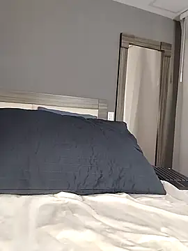 Ashly hills online show from March 21, 2025, 9:45 am