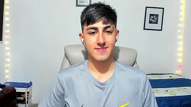 babymaik online show from November 11, 2025, 5:29 am