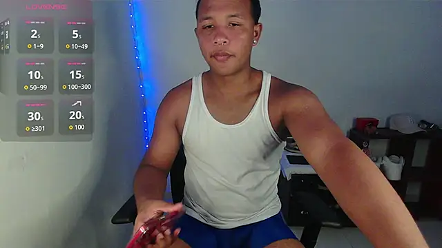 Snapshot of Gooss_cum chatting on November 5, 2025, 2:06 pm Gooss cum online show from November 5, 2025, 2:06 pm