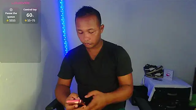 Gooss cum online show from January 10, 2026, 4:58 am