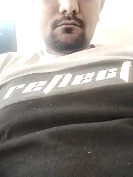 dazlerdick online show from February 19, 2025, 11:06 am