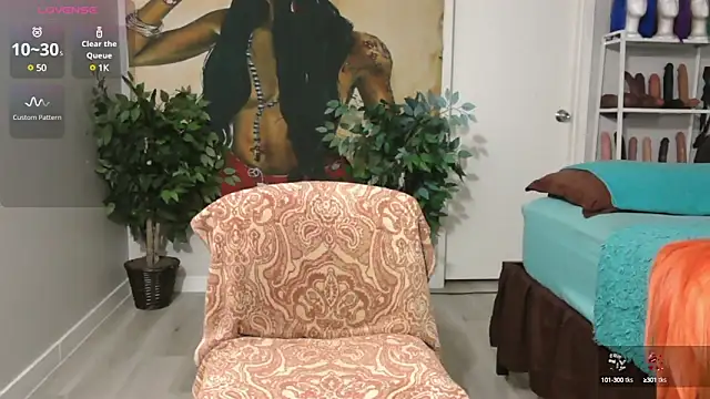 Snapshot of Queenanitadix chatting on January 10, 2025, 10:36 pm Queenanitadix online show from January 10, 2025, 10:36 pm