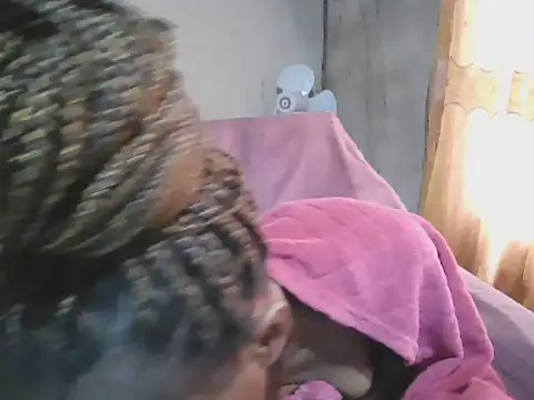 sexybigass31 online show from March 3, 2026, 6:41 am