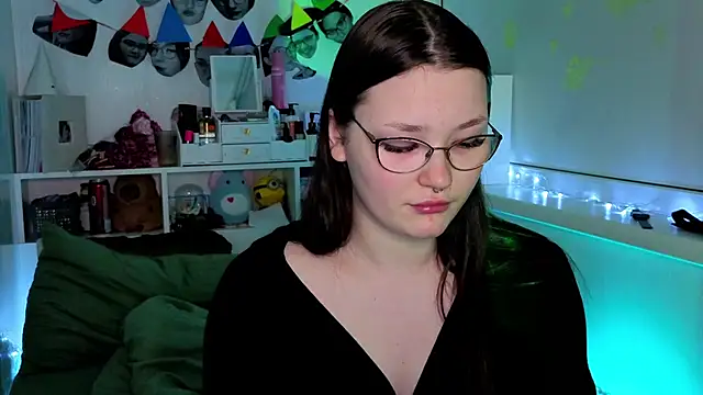 Snapshot of milliedoll chatting on October 26, 2025, 11:27 am milliedoll online show from October 26, 2025, 11:27 am