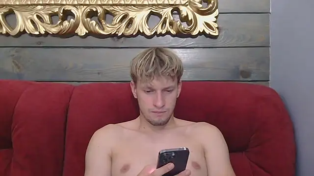 Snapshot of frama666 chatting on September 23, 2025, 7:28 pm frama666 online show from September 23, 2025, 7:28 pm