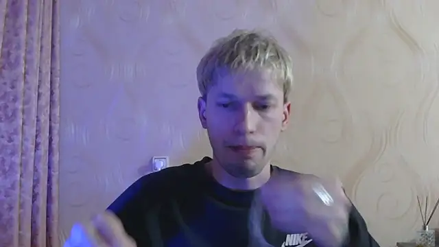 frama666 online show from March 25, 2026, 6:58 pm