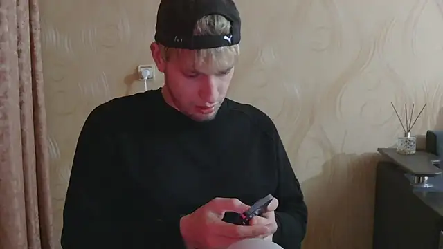 frama666 online show from April 24, 2026, 1:19 am