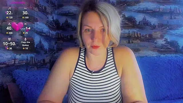 Snapshot of LadyLucky_ chatting on February 25, 2025, 2:47 am LadyLucky online show from February 25, 2025, 2:47 am